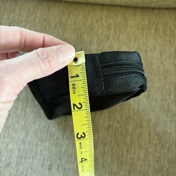 Tumi Zipper Pouch - Picture 11 of 11